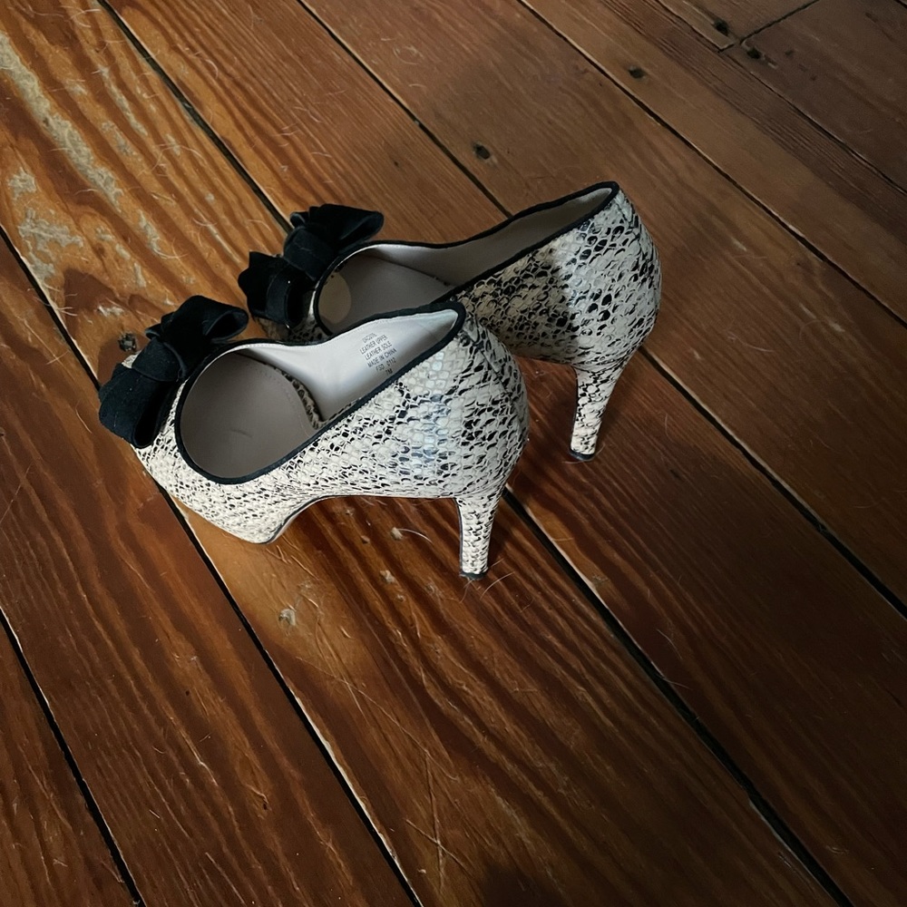 Python print with Black Bows - Picture 2 of 3